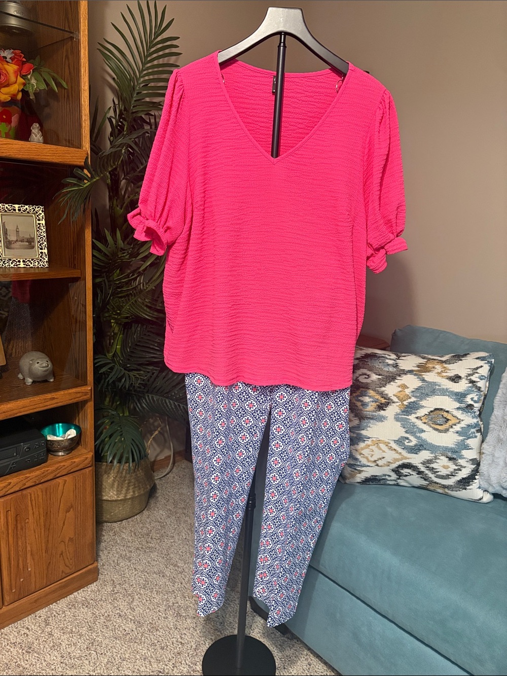 Charter Club Hot Pink Textured V-Neck Top with Printed Pull-On Pants
